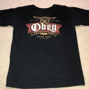 Obey t shirt